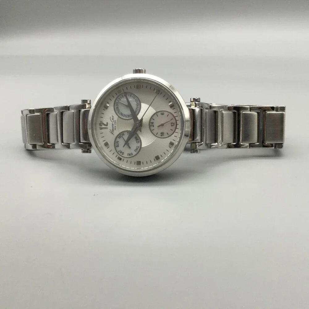 Kenneth Cole Womens Watch 30mm Silver Tone Bracelet Day Date New Battery 7.25